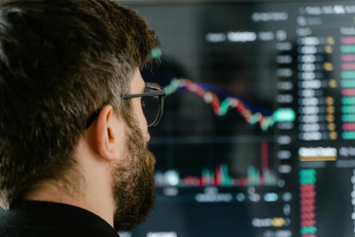 Options vs Futures: Key Differences for Beginners
