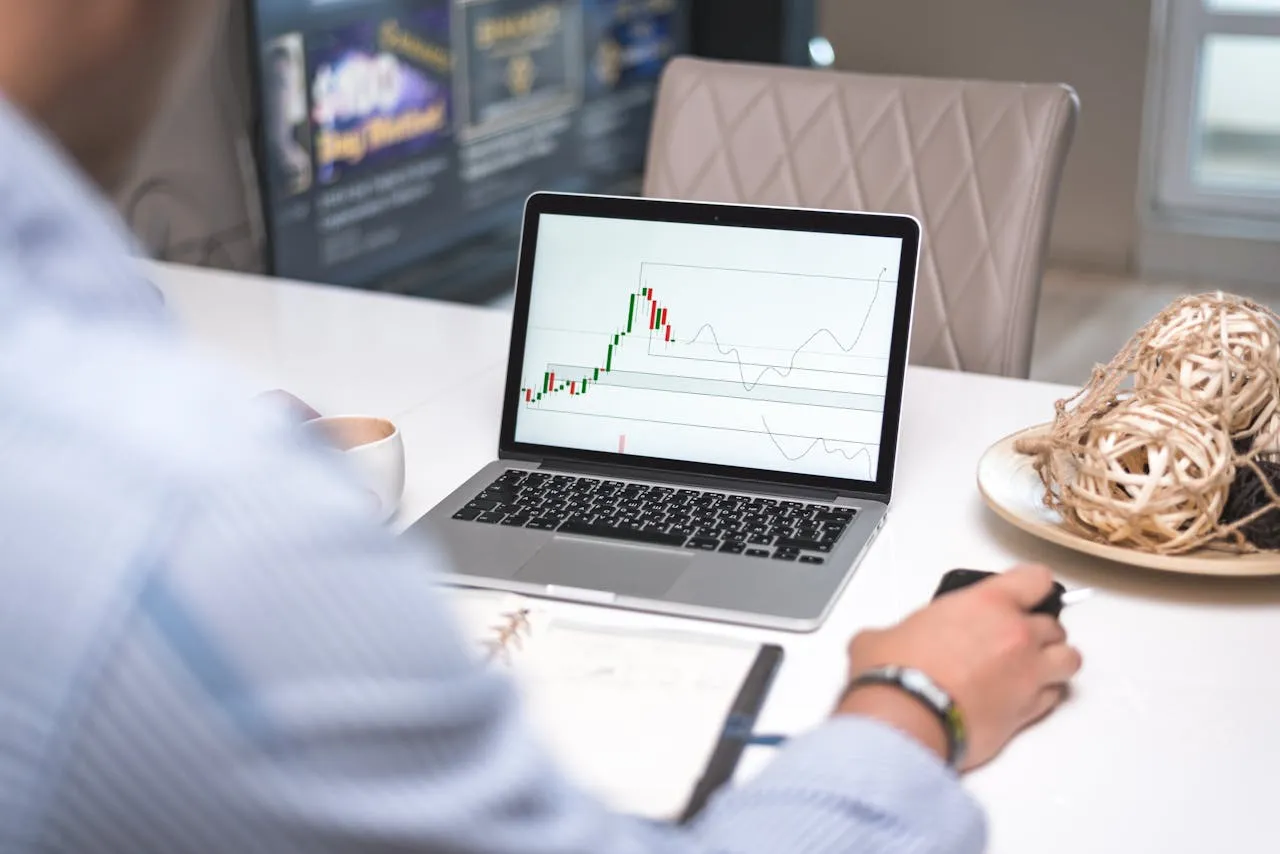 Trading with a Small Account: 7 Tips That Actually Work