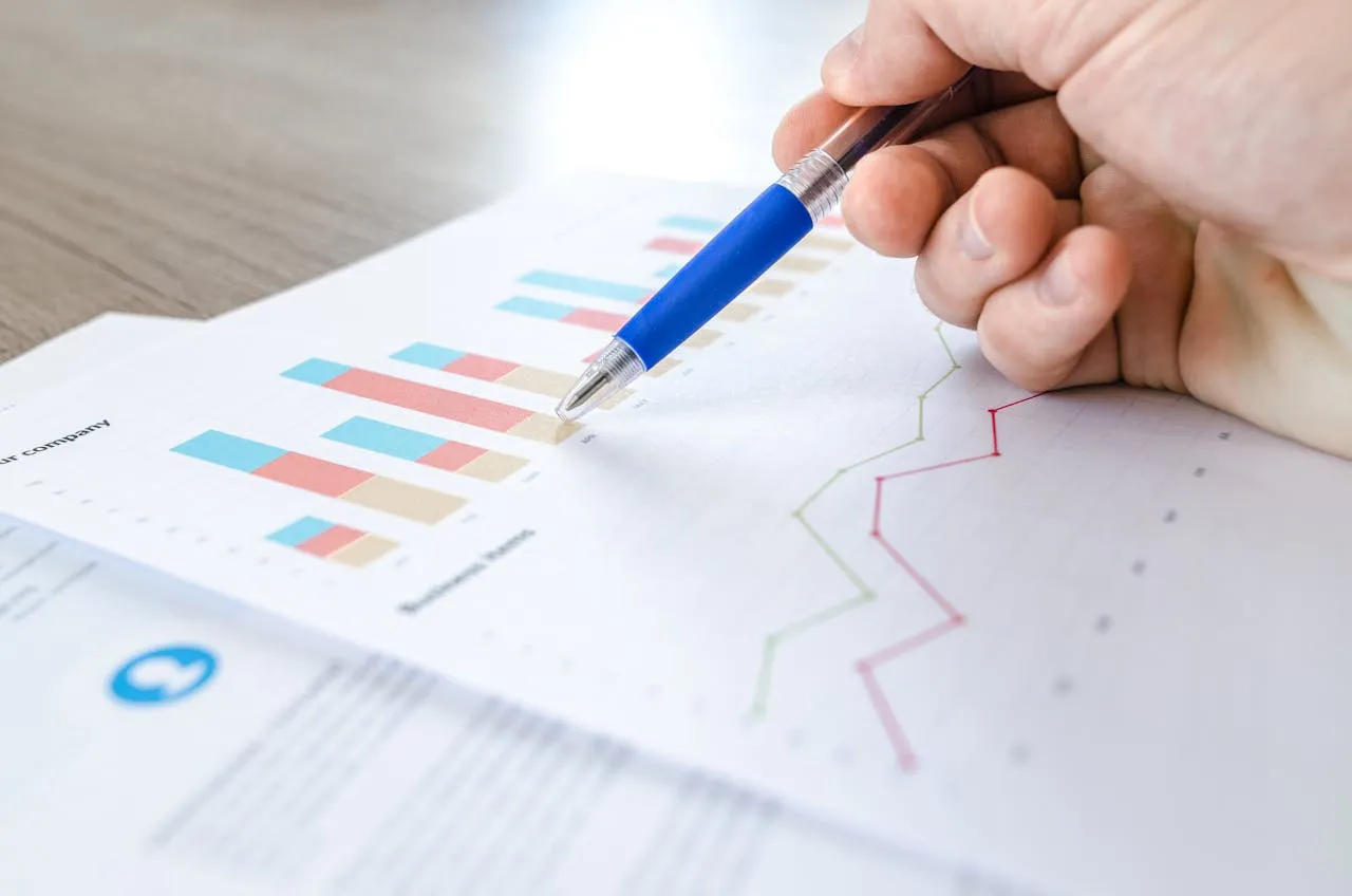 What Are ETFs and Should Beginners Trade Them?